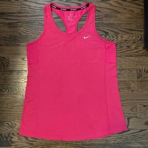 Nike Dri fit Running tank top! 💓🏃‍♀️